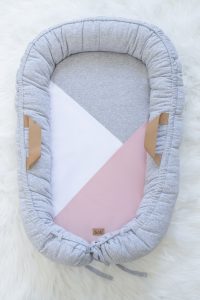 babafészek szürke rózsaszín geometrikus