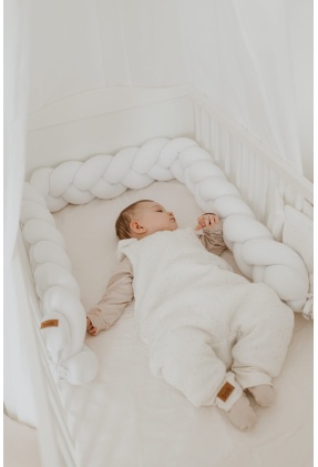 fonott rácsvédő fehér