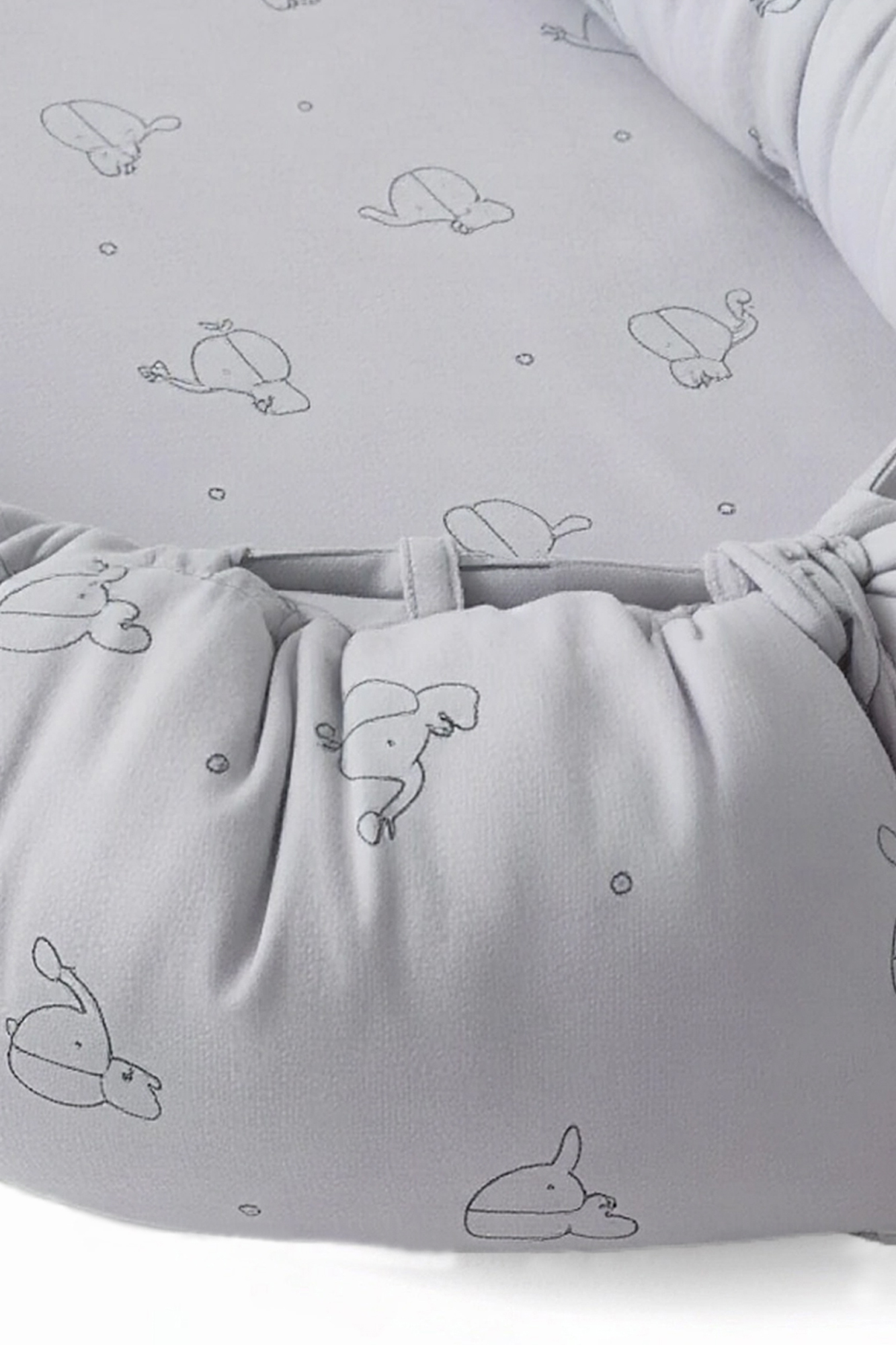 Babafészek elephant grey puha géz megkötővel szabályozható - Image 2